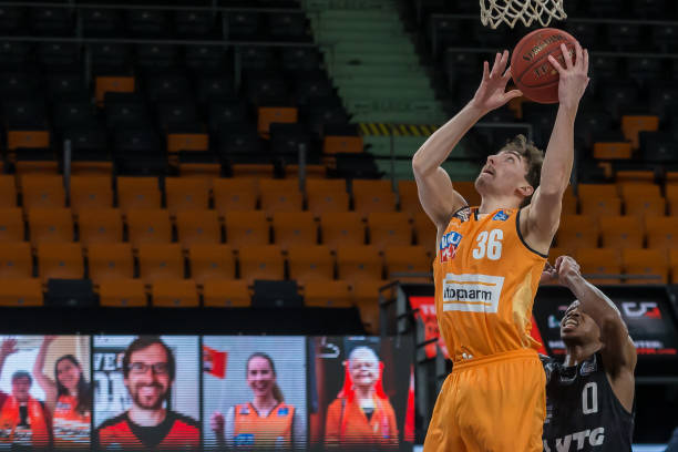 稳定输出 稳定输出