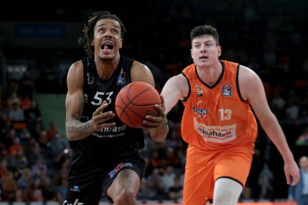 4岁以下 4岁以下